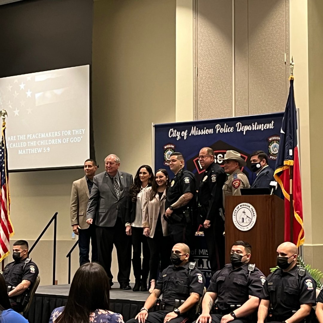 Congratulations to the new recruits and the new lieutenant Jorge Saenz to the Mission Police Department! 👏🥳The pinning ceremony was held here at the Mission Event Center 😊 #MissionProud #MyCityofMission