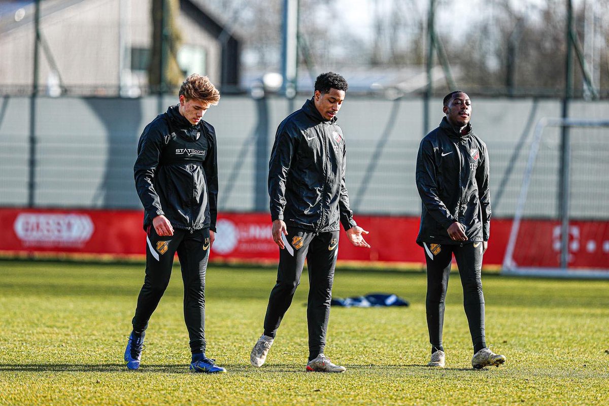 Dylan_Timber's tweet photo. Having fun at work⚽️ https://t.co/2UK45SlvIB