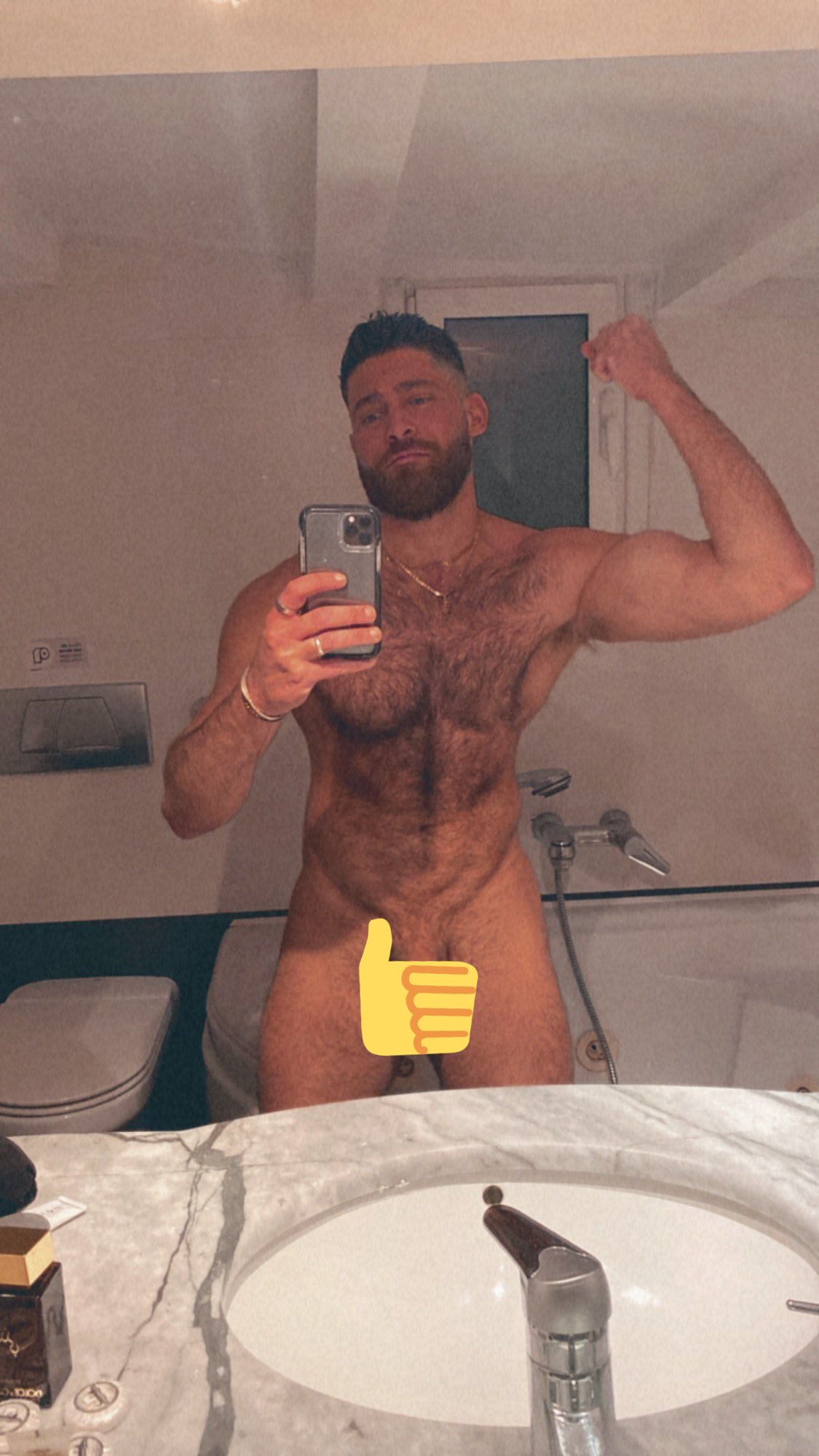 GreekMan33 🇬🇷 on X: ready for friday night t.coSrfIGbeADy  t.co26PUMC5Iye  X