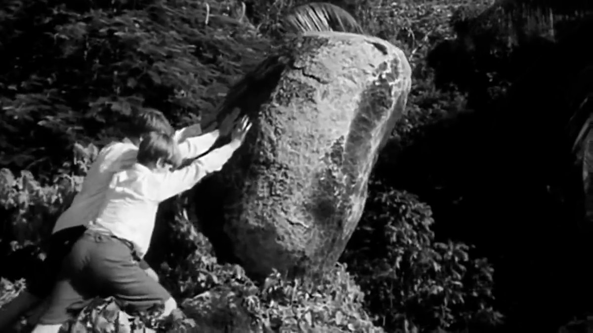 canyoncinema's tweet photo. Now available from Canyon Cinema: @LynneSachs1's  𝑬•𝒑𝒊𝒔•𝒕𝒐•𝒍𝒂𝒓•𝒚: 𝒍𝒆𝒕𝒕𝒆𝒓 𝒕𝒐 𝑱𝒆𝒂𝒏 𝑽𝒊𝒈𝒐, which was commissioned for the @PuntodVistaFest's program, “The letters that weren’t and also are,” in 2021.

Info: https://t.co/OpSNW1iDQk

#CanyonFilms https://t.co/qlB6i9egJv