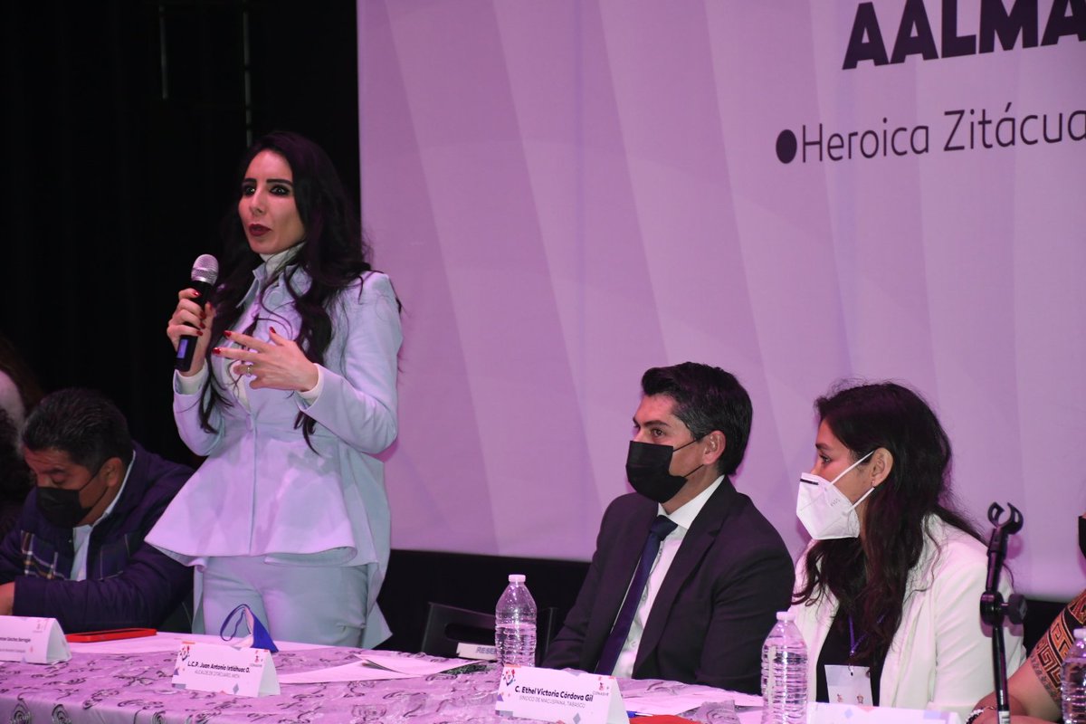 AALMAC_Mx's tweet photo. Contando con la presencia del pdte. mpal de #Zitacuaro, Mich., @TonoIxtlahuac y de Alma Denisse Sánchez Barragán, alcaldesa de #Moroleón, Gto., la @Conasyr aprobó su agenda de trabajo 2022, donde destacan las acciones de profesionalización de este órgano colegiado. https://t.co/Vq8OQVyIT9