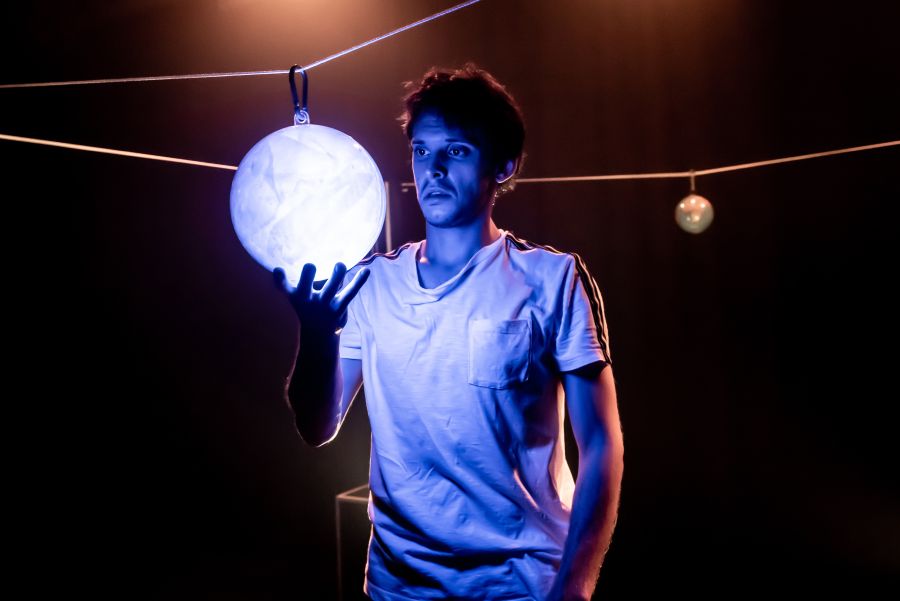 Catching Comets | 24-26 March | A disaster movie about falling in love, or a rom-com about the end of the world - from Manchester's <a href="/RansackTheatre/">Ransack Theatre</a> ★★★★ The Scotsman thewardrobetheatre.com/livetheatre/ca… <a href="/VisitBristol/">Visit Bristol</a>