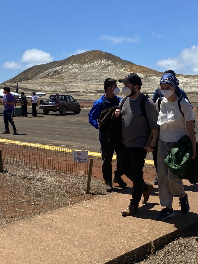 QuirogaMario's tweet photo. Gabriel Boric llegando al Archipiélago Juan Fernández https://t.co/gcvgW39aP1