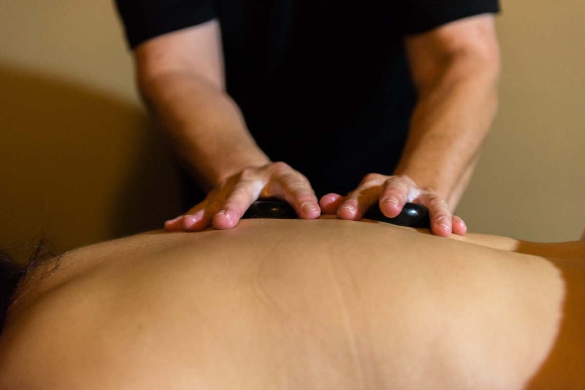 MassageSanRamon's tweet photo. Tension works hard, but our team at Elements Massage works harder! Contact us at (925) 266-3372 to set up your appointment. https://t.co/I5M3LwUwaS