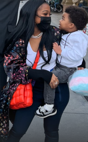 BlessingWayda's tweet photo. @lilbaby4PF He growing up to fast we need him to slow down...lol..he already 3...like he was just 2... https://t.co/F0kBZUoAfE