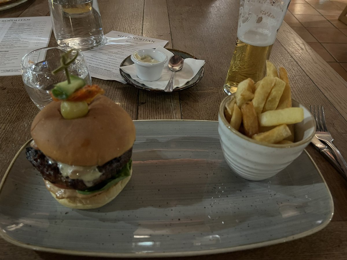 Ian Gregg 🐝 (@riversideian) on Twitter photo <a href="/MetDidsbury/">The Metropolitan</a> I’ve been to many parts of the world but I still come back to the Met Burger is one of the best in the world even if it’s only 500 yards from my house 🤣🤣 <a href="/MetDidsbury/">The Metropolitan</a> I’ve been to many parts of the world but I still come back to the Met Burger is one of the best in the world even if it’s only 500 yards from my house 🤣🤣