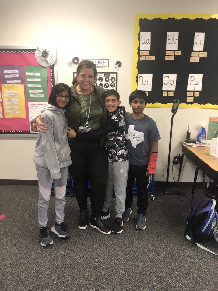 Stefanie DeWolf tweet media