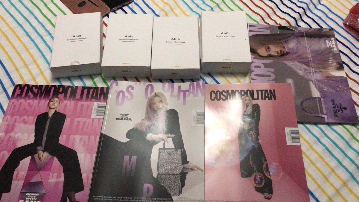 dandelrosario's tweet photo. Thank you nakauwi na magazines ni Sana!!! Thanks for the freebies na mask din!!! Safe na safe ang pag uwi nila. Til next budol po. :) @VinylRacksPH #VRPHFeedbacks https://t.co/1iVrcd7Xmn
