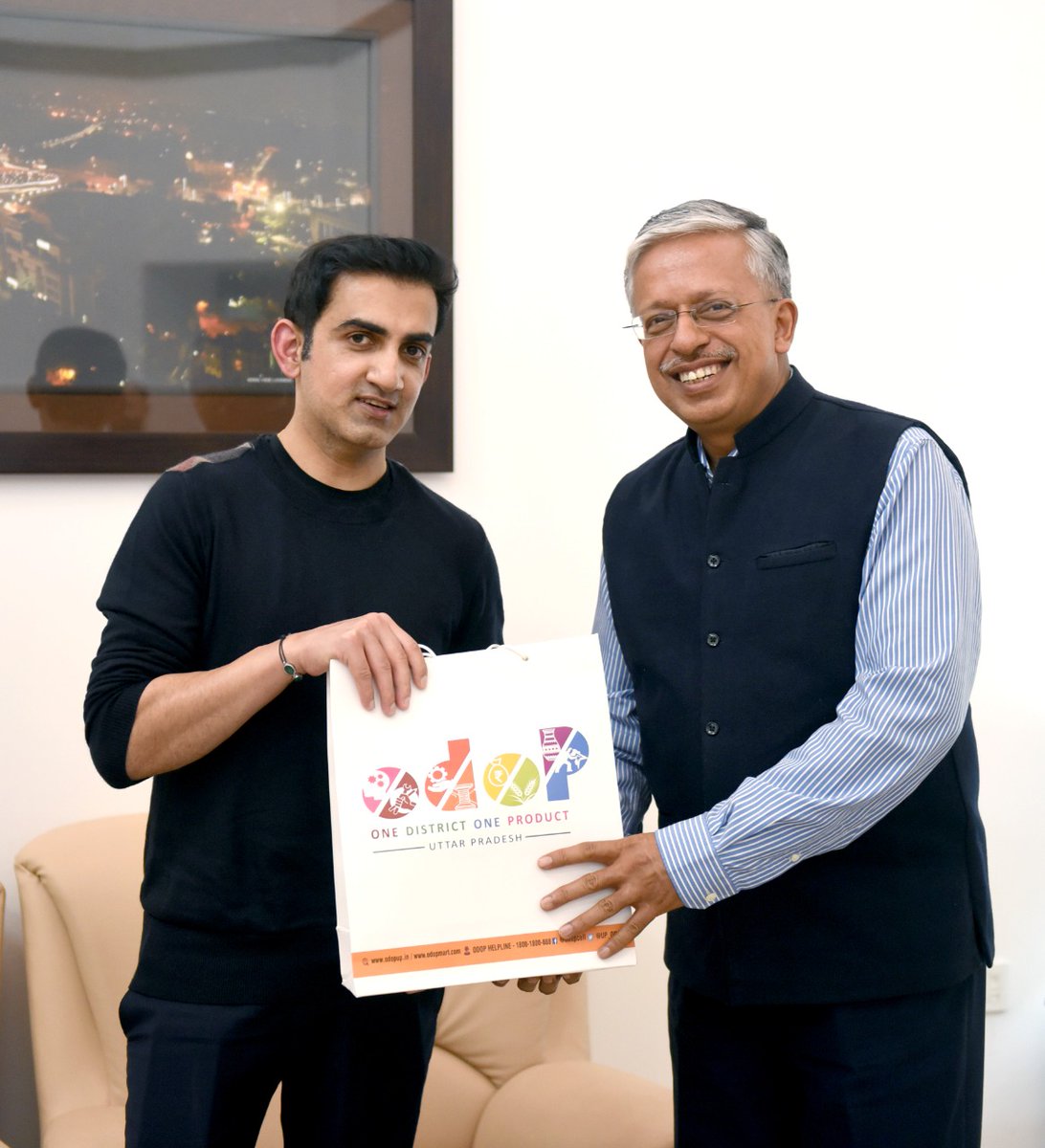 With @GautamGambhir , the Mentor of Lucknow Super Giants, the IPL Team of Lucknow ....