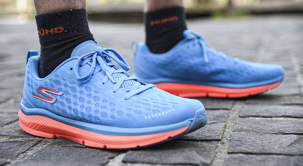 runnea_com's tweet photo. ¿Máxima amortiguación?¿Ligereza? ¿Dinamismo?🤩🔝
No te pierdas el análisis de las @SkechersSpain #GOrun #Ride9
https://t.co/peuchTWZux https://t.co/nmEj4Kfqt4