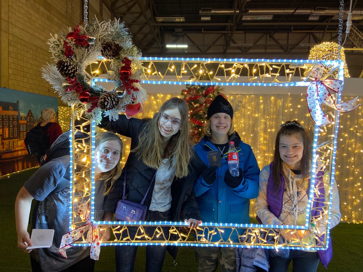 AdaptAbilities's tweet photo. #FridayFeeling
Remembering the wonderful times our participants had at the 2019 #GlowFestival and looking forward to events like this again.
#yeg #accessibilities #AdaptAbilities https://t.co/yv7Na4xTUf