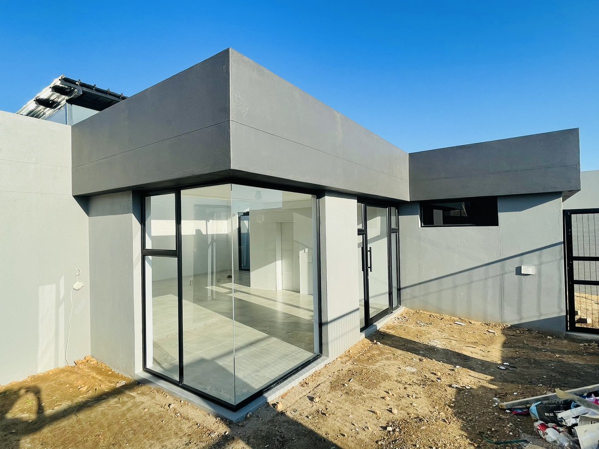 Urbaneng10's tweet photo. For all your construction work, call 0813165438 for a quote https://t.co/4Sf5AWRstG