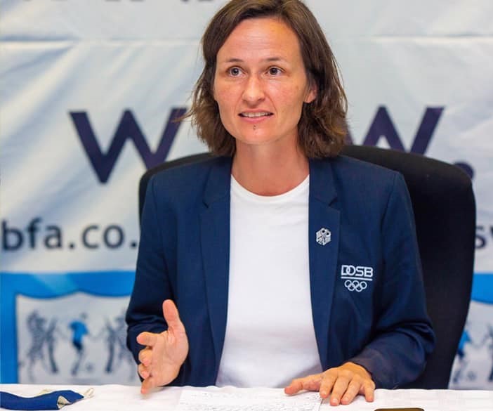 Das DOSB ⚽️-Langzeitprojekt in #Botsuana unter Leitung von Dr. Carolin Braun ist nach 3 Jahren erfolgreich zu Ende gegangen 💯

Gefördert vom <a href="/AuswaertigesAmt/">Auswärtiges Amt</a> wurden landesweit über 400 Trainer*innen ausgebildet &amp; 16 Trainerausbilder*innen geschult 🙌

#Sportförderung <a href="/AA_Kultur/">#TeamAbteilung6</a>