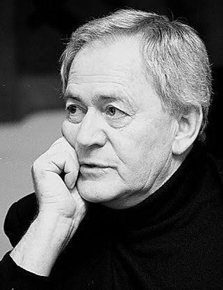 Happy birthday to director István Szabó. My favorite film by Szabó so far is Being Julia. 