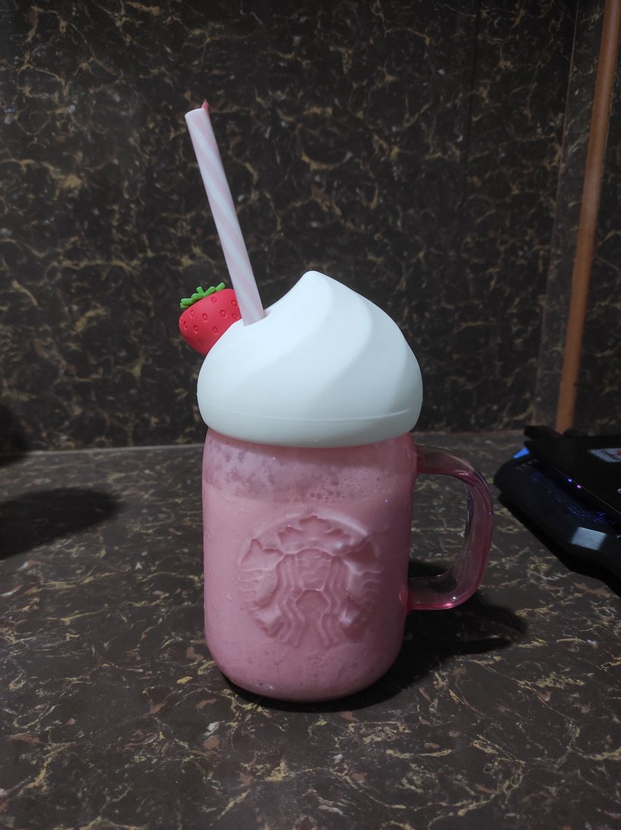 Vibing <a href="/MutantShibaClub/">Mutant Shiba Club</a> 👌
"Sariling Sikap Shake" (named by Danish) Did some experimenting and it went great after all! I'm very grateful that I was able to share it with you guys <a href="/nft_vanillabean/">VANILLABEAN 💛✨</a> <a href="/jhaningLiwanag/">Jhana Ilao</a> <a href="/o_pheee/">NFT.Ficco</a> <a href="/RansonLim/">背包</a> @LordSlabs <a href="/Tobi_Shotgun/">Shotgun.Tobi 🎨 📊</a> 🥰