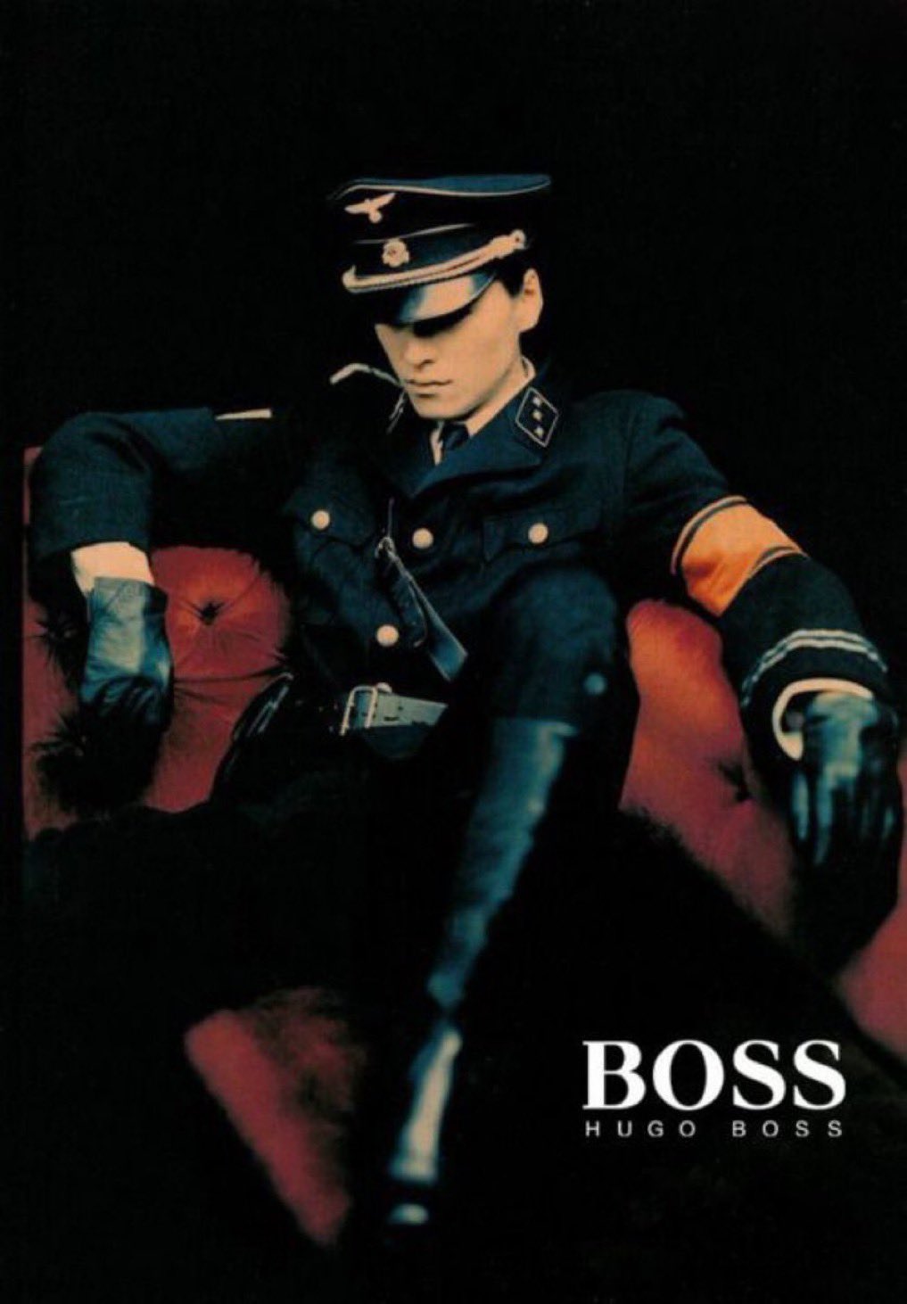 L encyclopediste X Les uniformes de la SS crees par le couturier Hugo Boss dans les annees 1930. https t lv9pkYZe1M X