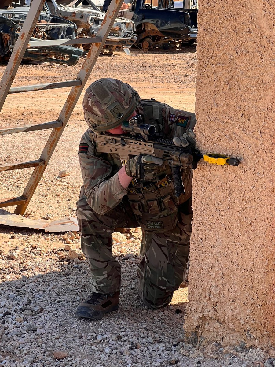 CO_2RIFLES's tweet photo. The second phase of B Coy’s training in Jordan has begun.
5 Pl were training in the urban village in order to develop their skills for the TACEX next week.
#Teamwork #UrbanTraining
#Respect #LaserFocusedOnWinning
#dogsoftwitter
@UKinJordan @RiflesRegiment @1UKDivision https://t.co/UV3qR1L0Tz