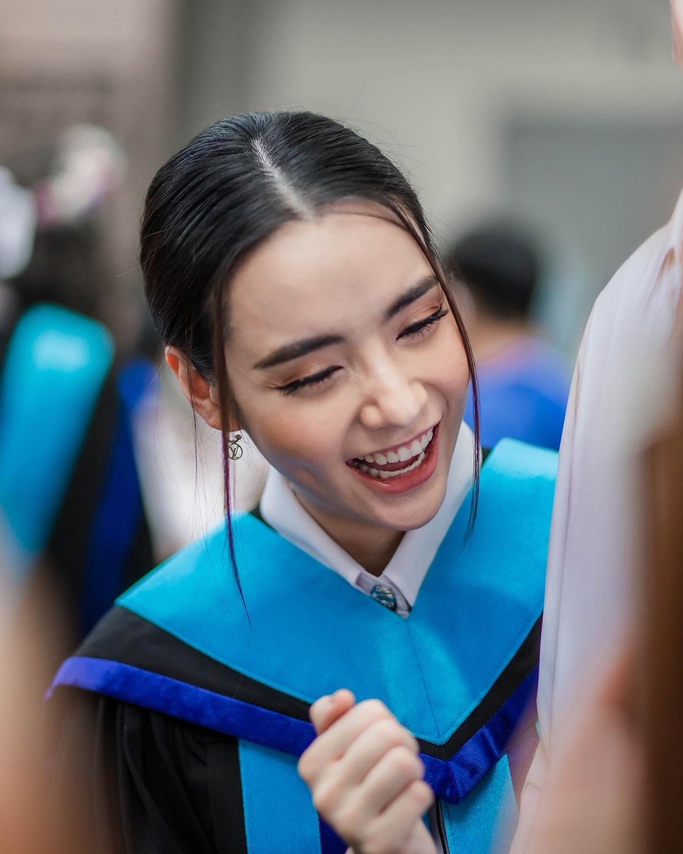 littleduck89's tweet photo. เวลาเค้ามีความสุขเราแม่งโครตมีความสุขเลย😊 #มุกดานรินทร์รักษ์ https://t.co/HfeV1CwUOj