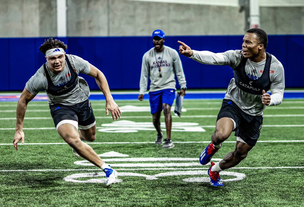 KU_Football's tweet photo. All in 😤 https://t.co/sWRGC8y1mO