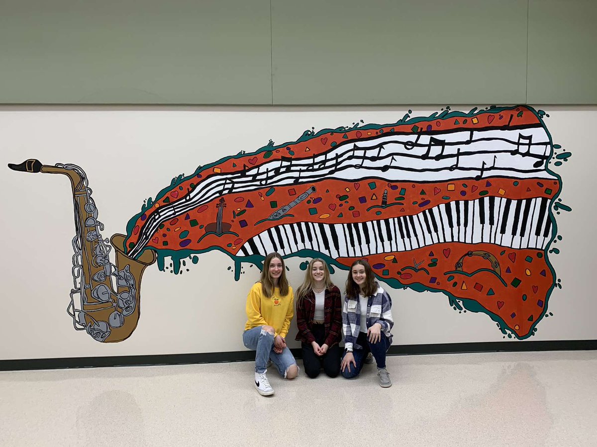 MaertzStephanie's tweet photo. The music and art departments have come together to create amazing things in our jr/sr high building. Ella, Grace, and Samantha brainstormed, drew, and painted this mural that you can come see in person in the band room. #ReedsvilleSD #band #artmurals https://t.co/YrnNl0WUnZ
