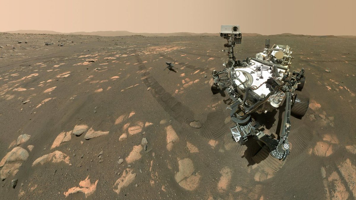 avspacemuseum's tweet photo. It's @NASAPersevere's landing anniversary!

Her achievements include:

*traveled 3.84km ✔️
*Collected 6 cores and 1 atm sample ✔️
*Made ~50g of O2 ✔️
*Recorded the sound of the wind ✔️
*Ingenuity 🚁 the first powered flight on Mars; now done 19 flights ✔️
(photo credit NASA/JPL) https://t.co/GIznqI25FI