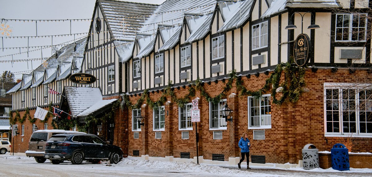 Don’t settle for walking in a winter wonderland, wake up in one.
worthotel.com