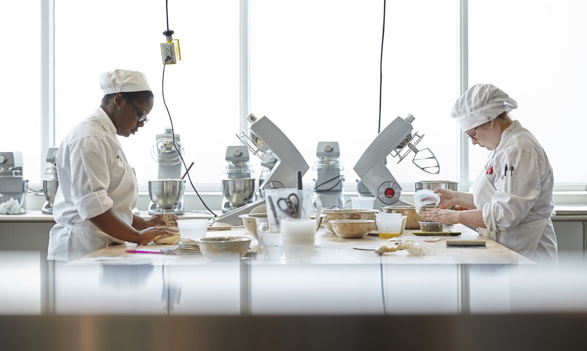 clarknexsen's tweet photo. The Multipurpose Athletics &amp; Culinary Arts Building at @waketechcc features state-of-the-art commercial kitchens for their baking &amp; pastry arts program plus athletic space for NCAA sports &amp; fitness science education spaces. 
#CTEMonth #FitnessScienceTraining #CulinaryArtsTraining https://t.co/icaJdTFX5m