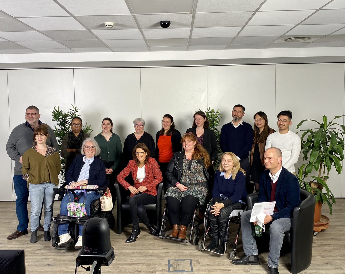 Le Comité parentalité des personnes en situation de #handicap a organisé 4 jours d'ateliers et de discussion sur le thème : Comment assurer l'effectivité du droit à la vie intime, affective, sexuelle et à la parentalité ?

Retour sur le colloque👉bit.ly/357q9YW