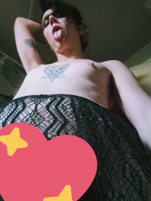 I'm finally verified on 🧡🖤  &amp;  my first video is now live 🤤💦!  https://t.co/NsUBeFHCqO https://t.co/<a href="/tag/model"class="tags"><span>#model</span></a><a href="/tag/try"class="tags"><span>#try</span></a><a href="/tag/subscribe"class="tags"><span>#subscribe</span></a><a href="/tag/transwoman"class="tags"><span>#transwoman</span></a>