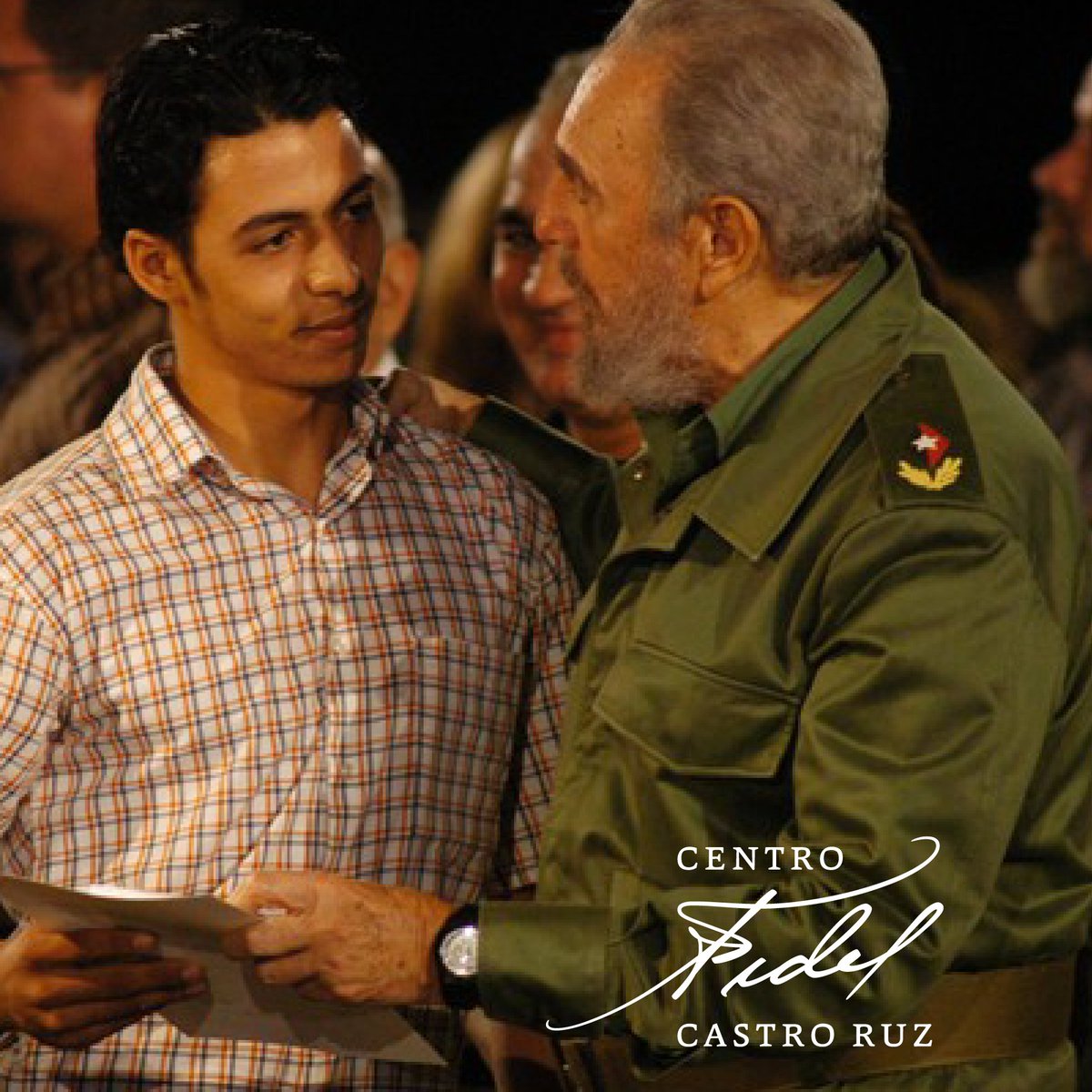 #Fidel:'Los #InstructoresDeArte llevarán a sus clases la riqueza cultural de nuestra nación a lo largo de su historia y prepararán a nuestros niños y adolescentes para los caminos de cultura y sabiduría que la Revolución les abrió'. #CubaVive #FidelVive #CubaEsCultura