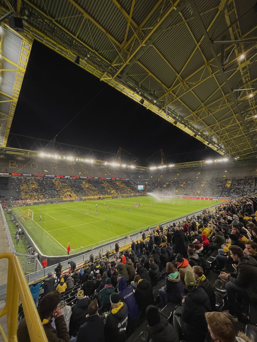 alexfauldsrae's tweet photo. What a trip🇩🇪 https://t.co/dxRpTidsKP