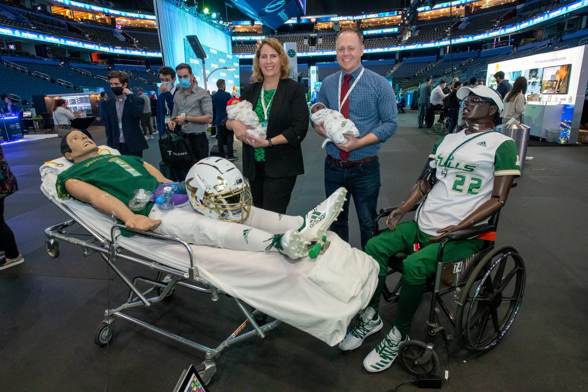 USFHealth's tweet photo. Our #SynapseSummit presentation on the ice was a big hit! We are so grateful to all of the #USFHealth innovators who made this event a success! 🤘#InnovationLivesHere #MakingLifeBetter @SynapseFL https://t.co/QpyMTZXuuy