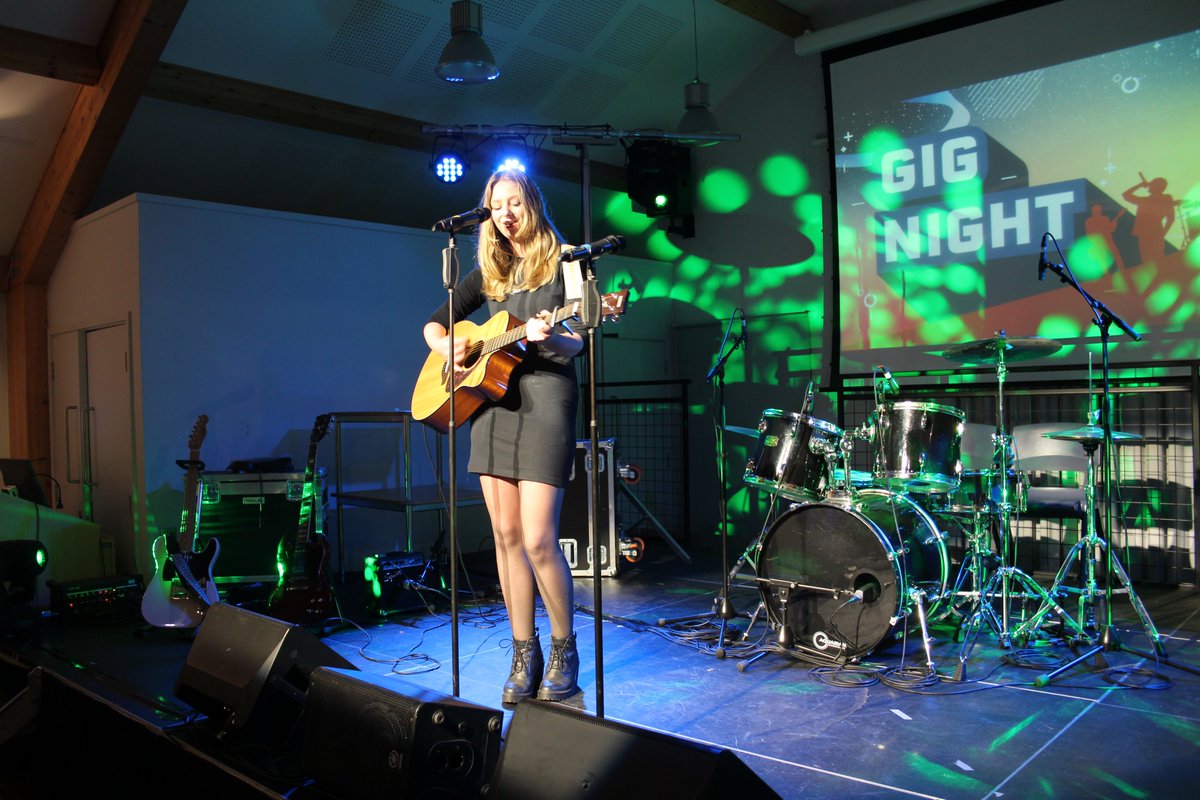 ShebbearCollege's tweet photo. Gig Night 2022! Inspirational performances and a fabulous evening - well done to all our amazing musicians - so much talent! We'll post some videos soon.

#ShebbearMusic #Music #Musician #Gig #GigNight #TalentedMusician #Singer #Guitarist #Drummer #Pianist https://t.co/AUPiJr3Tpw