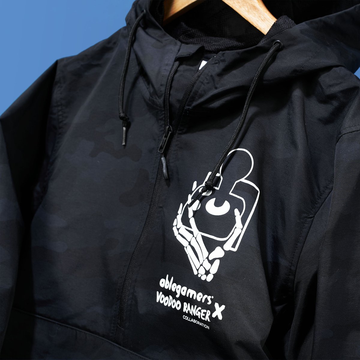 voodooranger's tweet photo. Loot just dropped on the Vootique. My newest jacket collaboration with @Ablegamers features a design by @ligerlillie, kangaroo pouch for beers, and the profits go to a great gaming nonprofit. Cop this look now.
https://t.co/z2MeUedUPj https://t.co/Cr1R6kHBVp