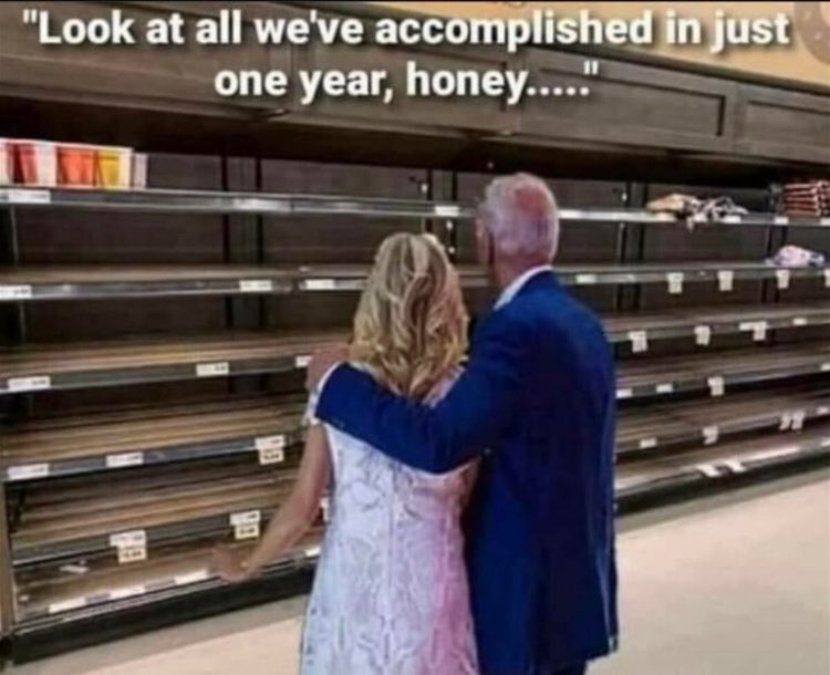 FL5OkxtXsAAiam2?format=jpg&name=900x900