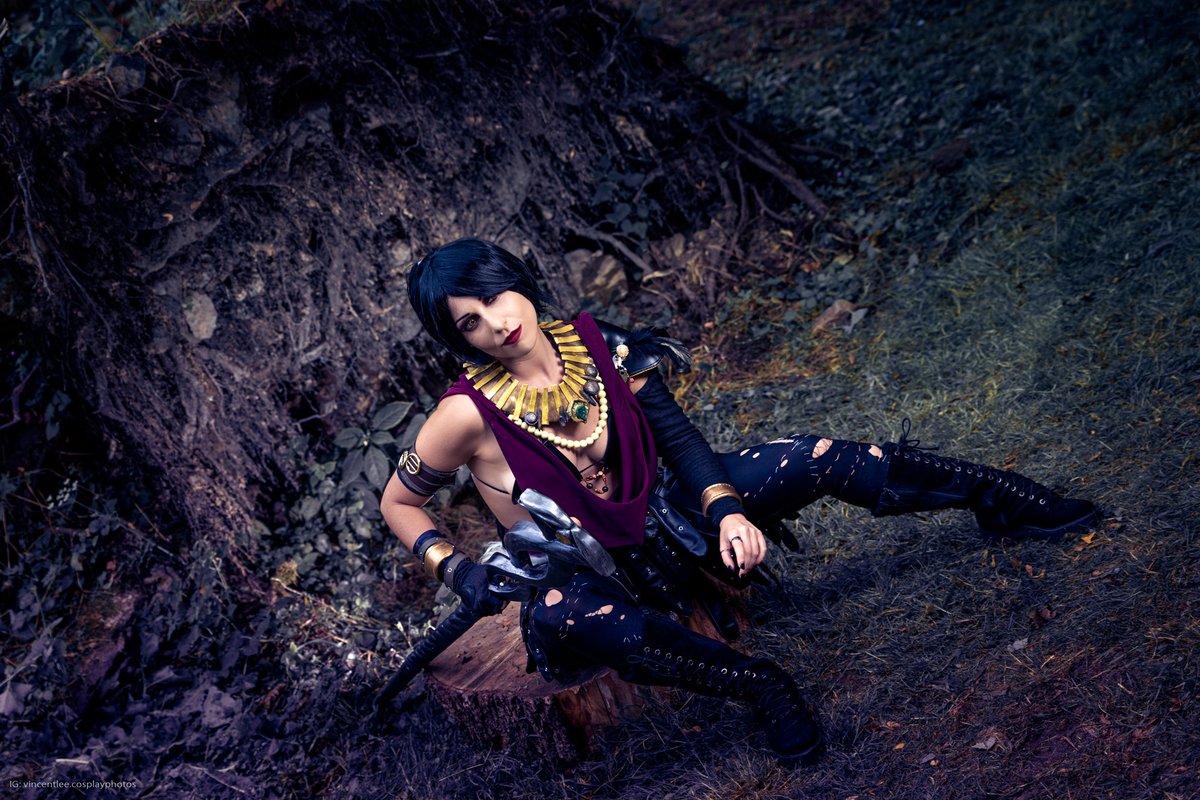 bioware's tweet photo. "Magic thrives on use. A mage who fears her magic cannot master it. When the demons come calling, she will not have the strength to deny them." #dragonage #cosplay

Morrigan by @LadyDaniela89
📷 hainecch https://t.co/fYSvlPvRyW
📷 Vincent Lee Photographer https://t.co/KtVWjbOWSi https://t.co/9ugon9OwhD