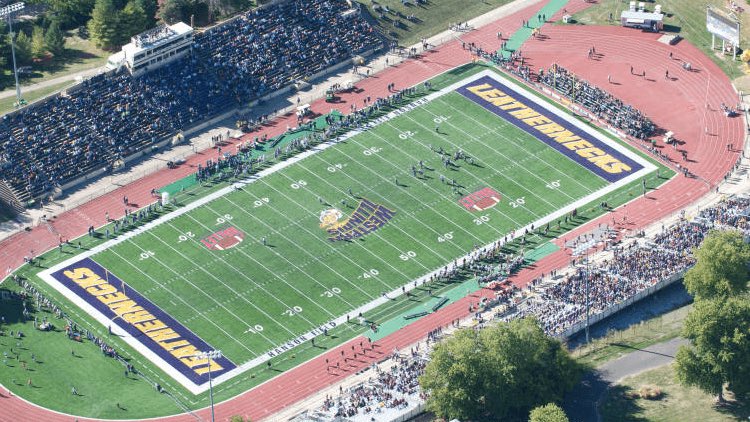 Blessed to receive an offer from Western Illinois!! @HaneyWIU @CurryWIU <a href="/WIUfootball/">Western Illinois Football</a> <a href="/BHoward_11/">Brandon Howard</a>