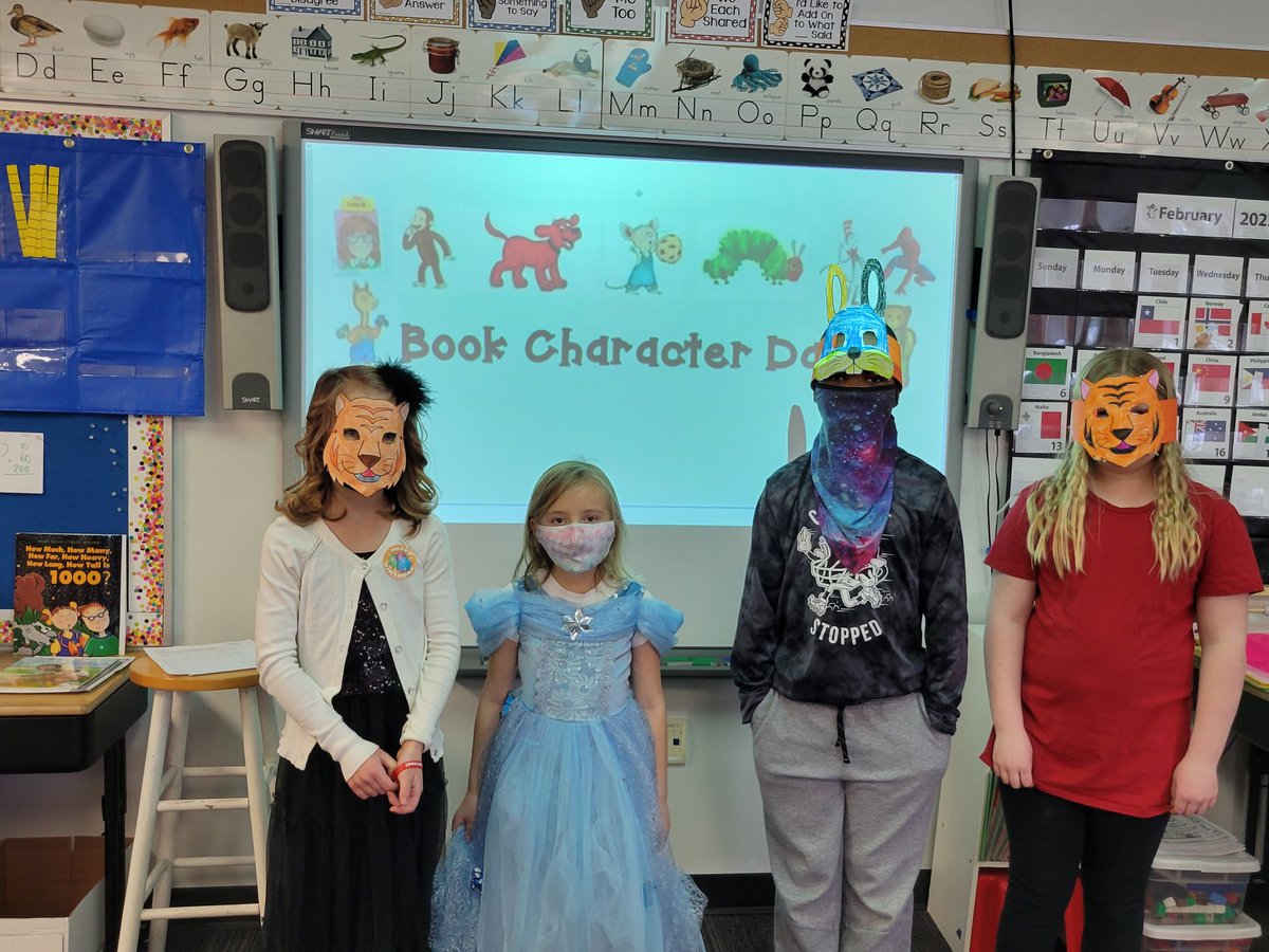 LauraPeckKM's tweet photo. Lots of creative book characters at school today! @KMElem #BookCharacterDay #ILoveToRead2022 https://t.co/ldsZTAQXEp