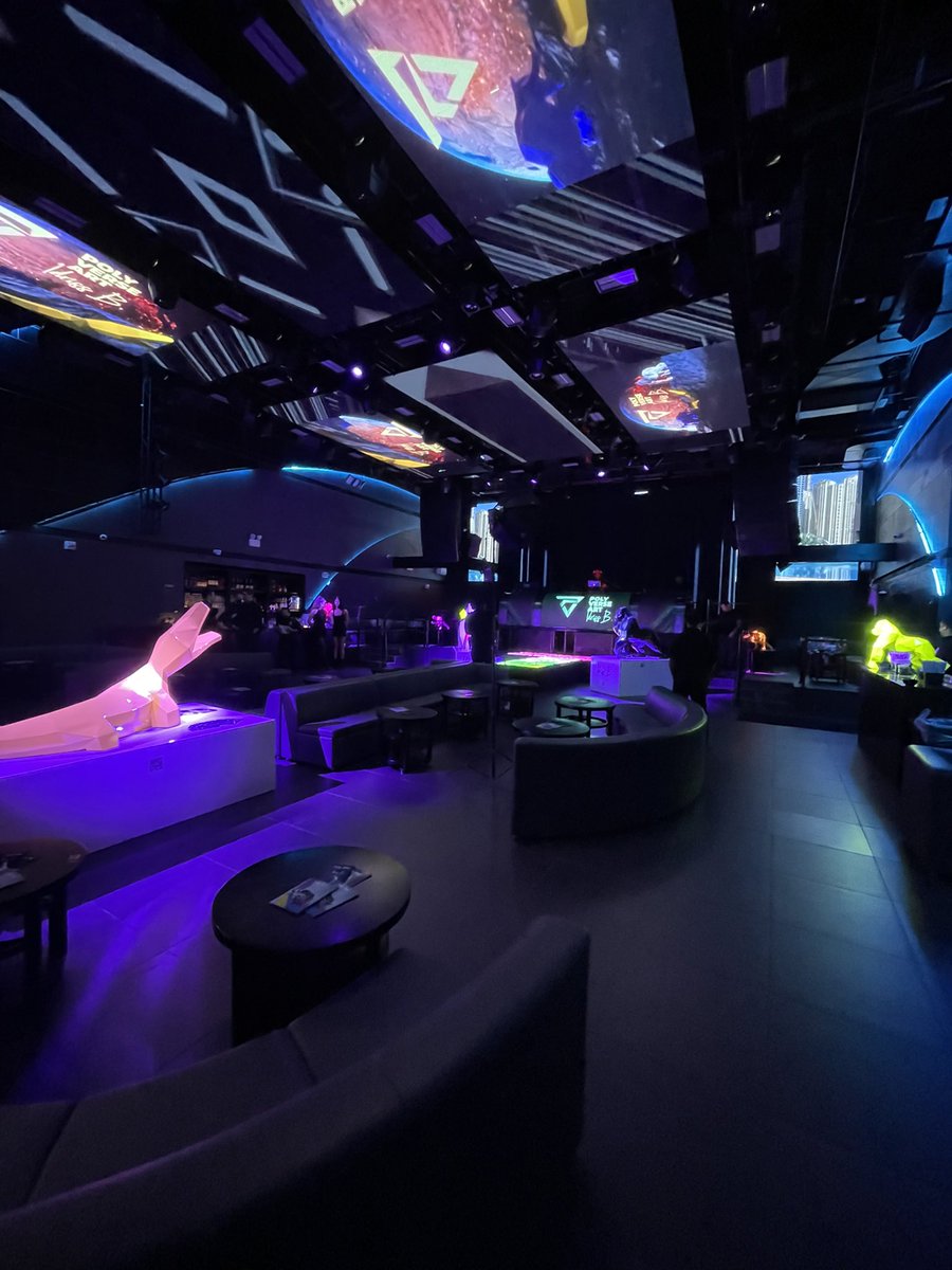 Polyverseart's tweet photo. What you think of the scenery of it ?!!!!! I think this was amazing !!
@CLubNebuLa https://t.co/iLUTspBC98