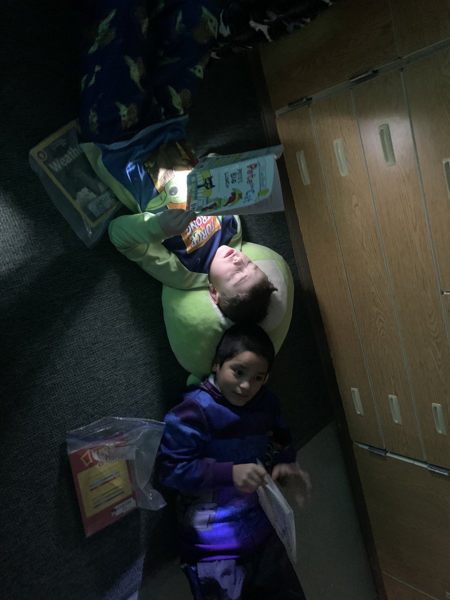 We ❤️ flashlight reading! 📚 #theMESway