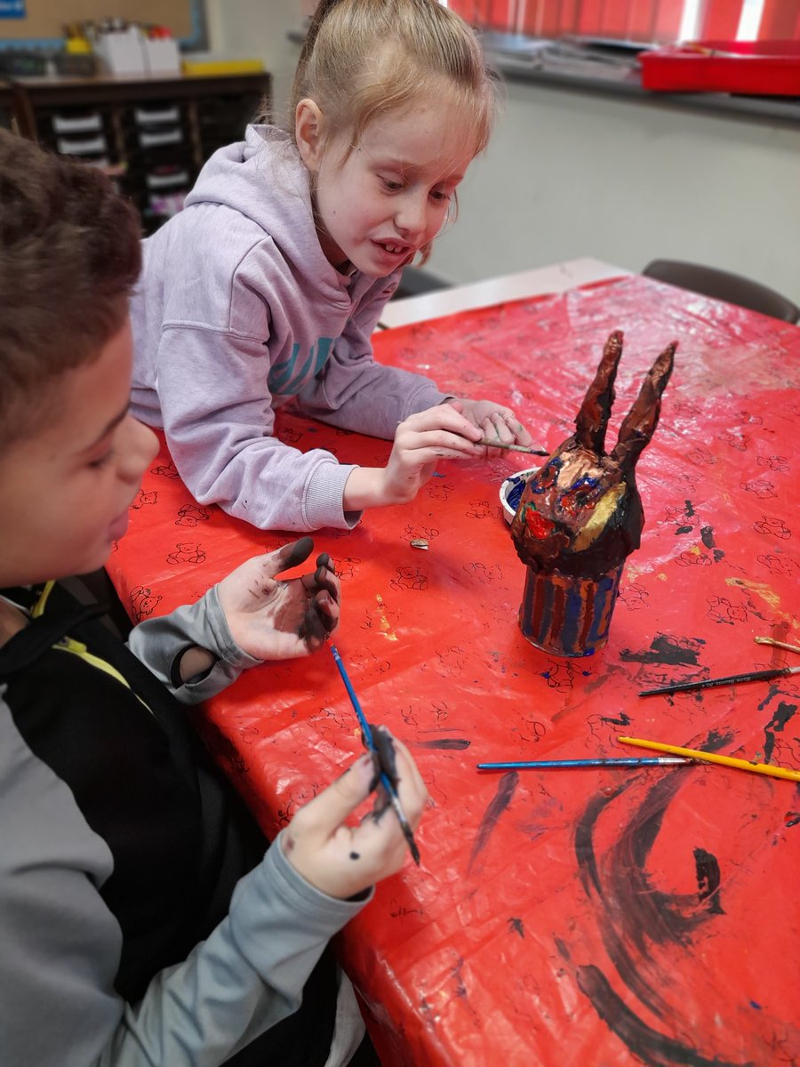 AcademyWalton's tweet photo. Children in class 5 finished painting their canopic jars this morning,  as part of their topic about Ancient Egypt. They look amazing,  well done Woodies 👏 🎨⭐
@WatertonTrust
@AcademyWalton
@WkfdOfficial

#WPAArt
#WPATopic
#AncientEgypt 
#art https://t.co/fndyxN5HTL