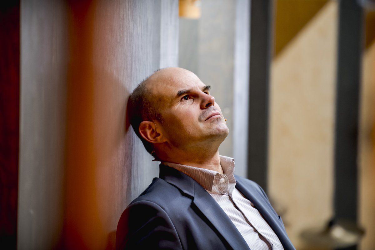 update stormweer. 'Man in de mist', de theatervoorstelling van vanavond, kan gewoon doorgaan. Alle acteurs en technische mensen zijn aanwezig. Het CC is bereikbaar via de omleidingsroute N9 enerzijds en Prieelstraat-Tuinwijk-Gasthuisstraat anderzijds.