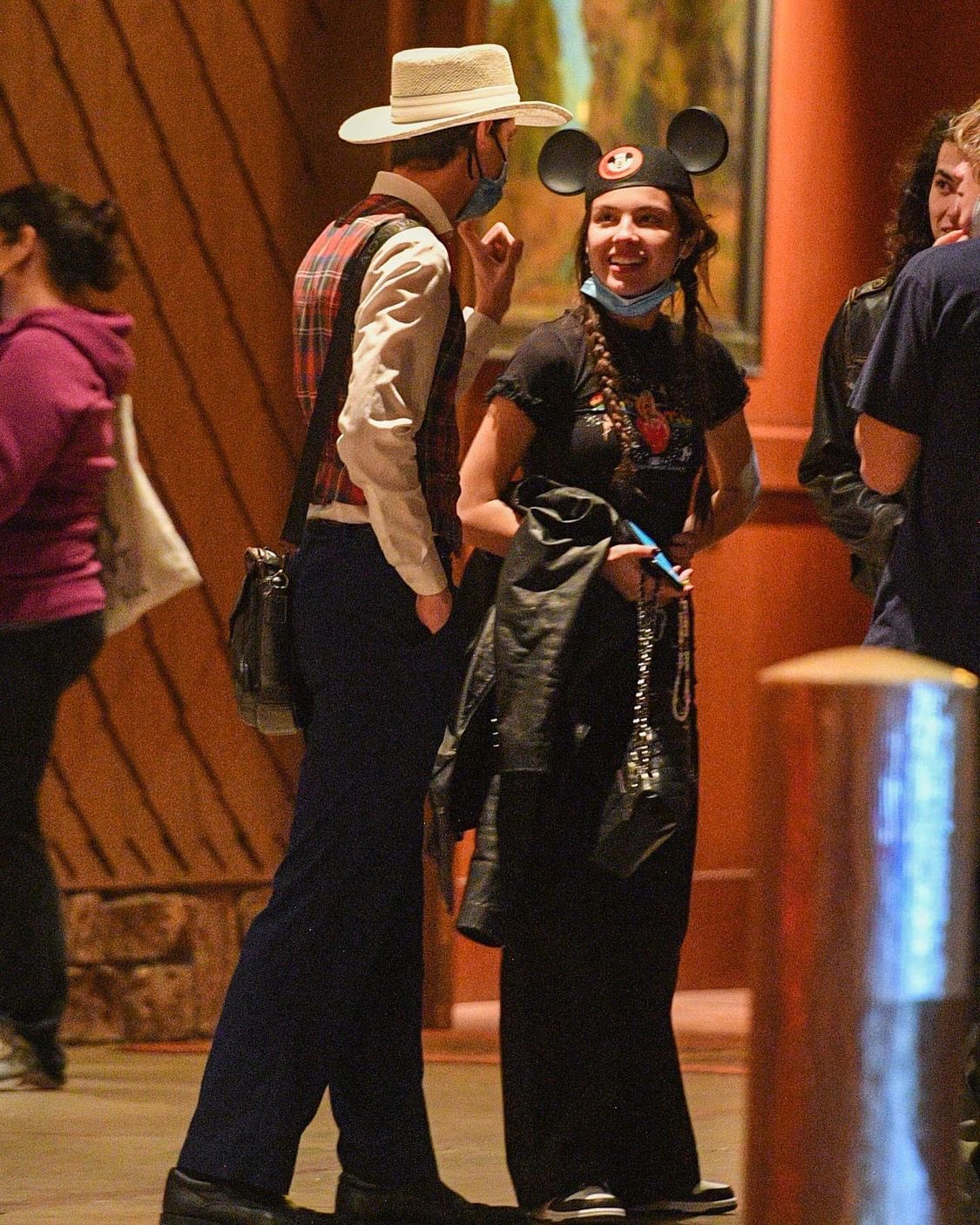 Olivia Rodrigo Wears Y2K-Inspired Outfit at Disneyland with Conan Gray and  The Kid Laroi