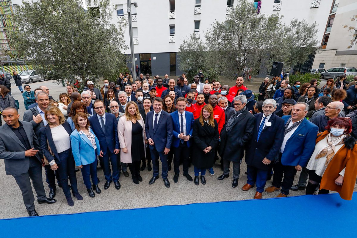 anthony_borre's tweet photo. L’@AssoADAM_NICE, déjà titulaire d’une action similaire sur le quartier des Moulins, a été désignée pour porter le projet, et l’association ALC, sera en charge de la prévention spécialisée.

Ça y est : la médiation à l’Ariane est lancée ! 👏🏻

#Nice06 https://t.co/V3GbrPuWiu
