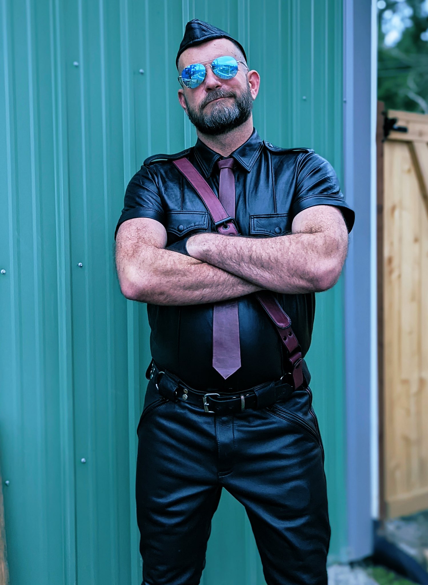 Tw Pornstars Seattle Dad Twitter Who Out There Likes A Dad In Leather After Hanging Out 5