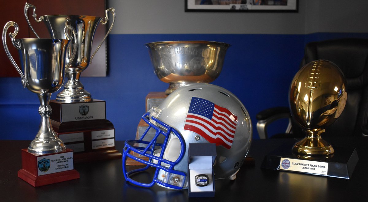 CoachPassante's tweet photo. #FridayFlex Why USMMA? I'll let this picture do the talking. #USMMAFootball Tradition. Honor. Service. https://t.co/ACTtCLVju1
