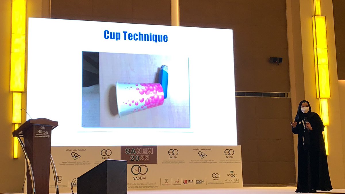 AmaloIi's tweet image. I was in awe watching her share her volunteering experience and what to do with limited resources..
Dr. Al Jahdali @NoufaAljahdali talked about Emergency Crisis on The Ground at #SASEM2022 
She’s truly a volunteering guru 🤩♥️