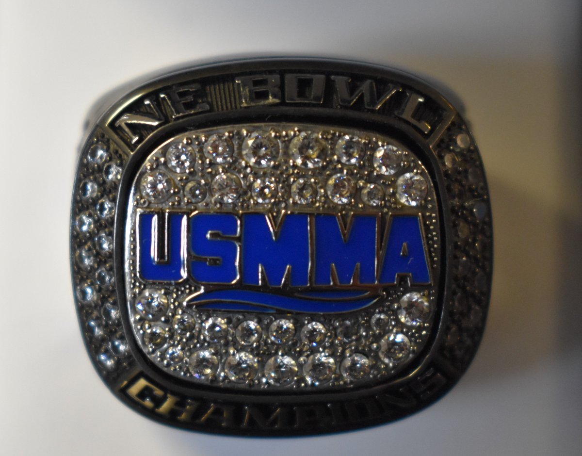 CoachPassante's tweet photo. #FridayFlex Why USMMA? I'll let this picture do the talking. #USMMAFootball Tradition. Honor. Service. https://t.co/ACTtCLVju1