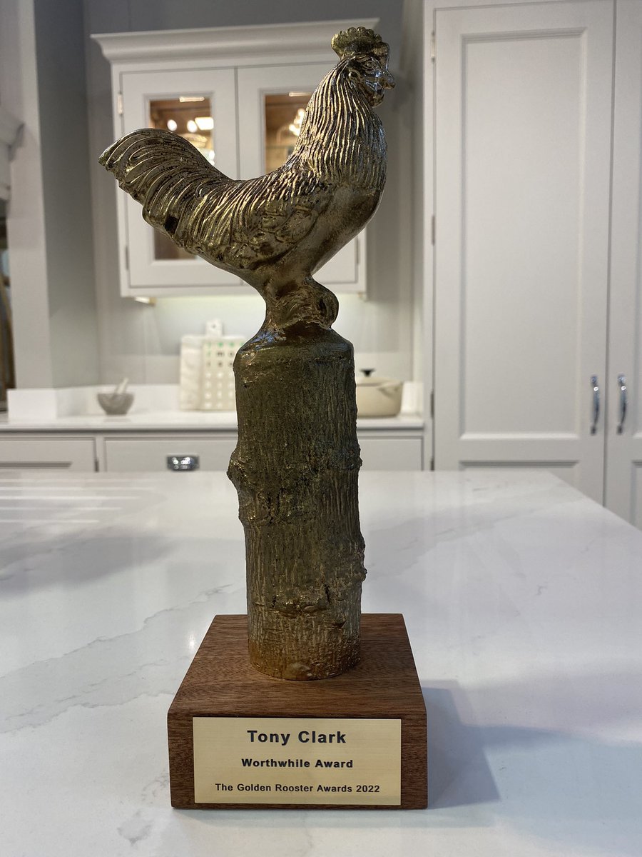 blazerclark1237's tweet photo. Absolutely honoured this week to get an award at the Howdens Golden Roosters 2022. A fantastic company to work for fully supporting Communities and the Emergency Services 🐓🚒🚑🚓. It’s a privilege to get to work with so many amazing people #howdens #communities #bestcompany https://t.co/patzHtxH7z