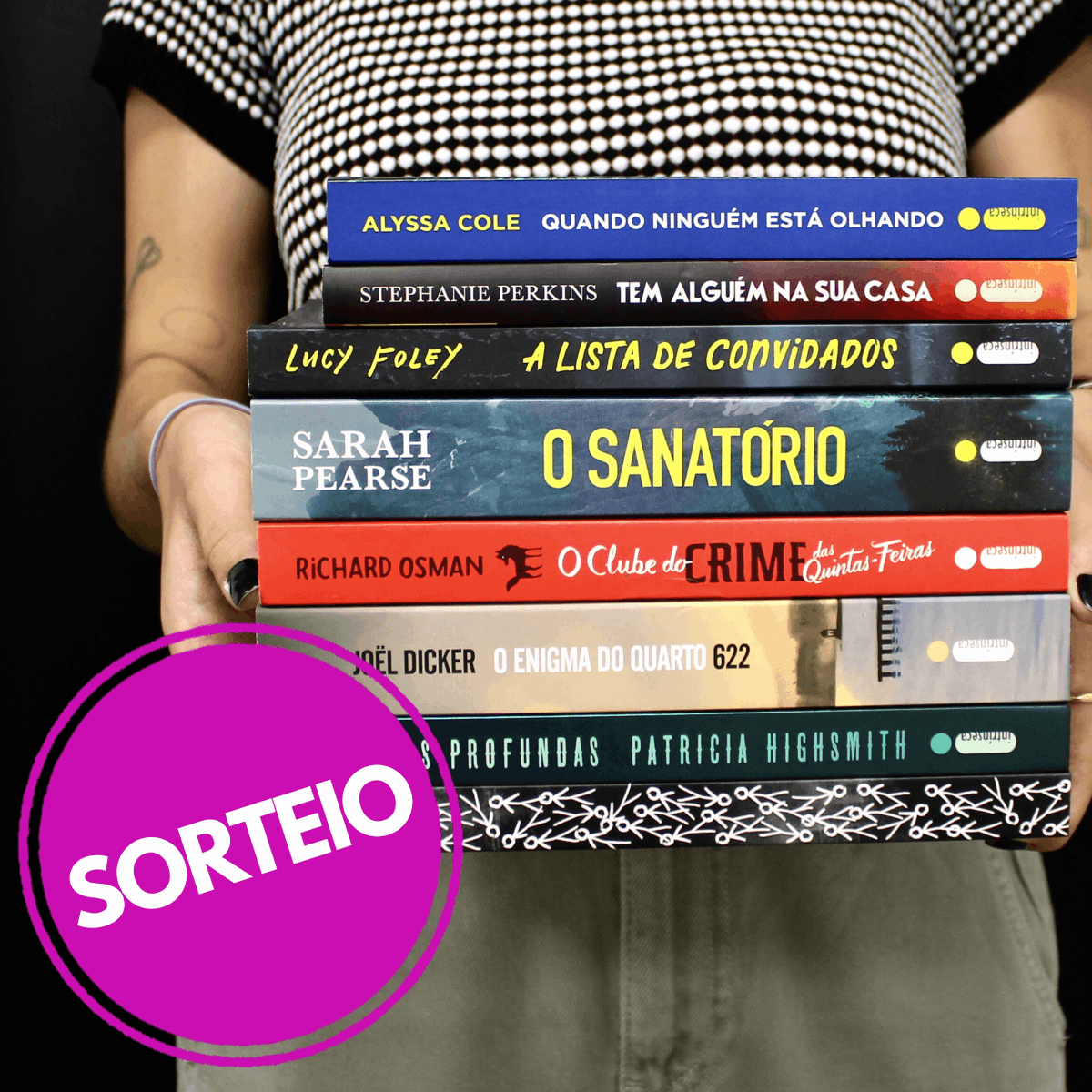 intrinseca's tweet photo. Quem gosta de histórias sombrias e macabras? 👻
Então se liga que vamos sortear alguns thrillers e suspenses imperdíveis!

Siga o nosso perfil, dê RT neste post PUBLICAMENTE e preencha o formulário no blog: https://t.co/IWvVIEi80W

Resultado: 21/02 https://t.co/K9YG247c4I
